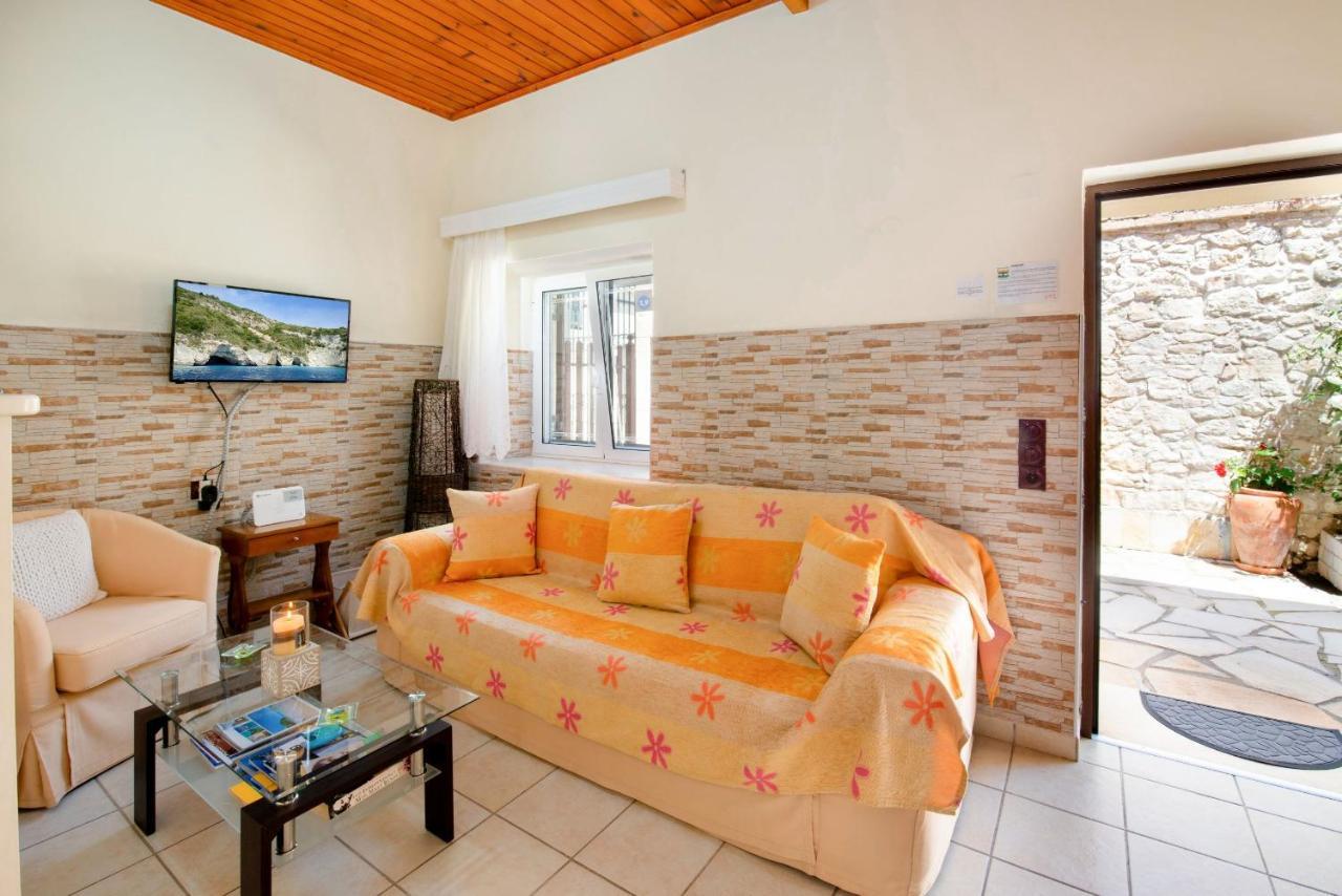 Nina Apartment Gaios Extérieur photo